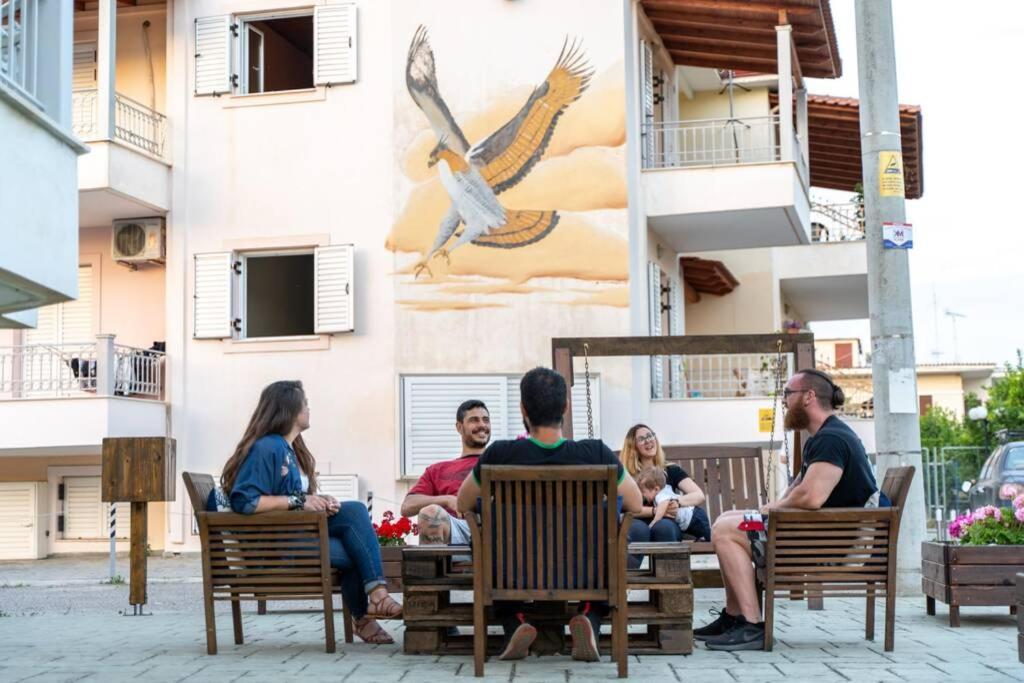 Eagle'S Nest City Apartments Эйон Экстерьер фото